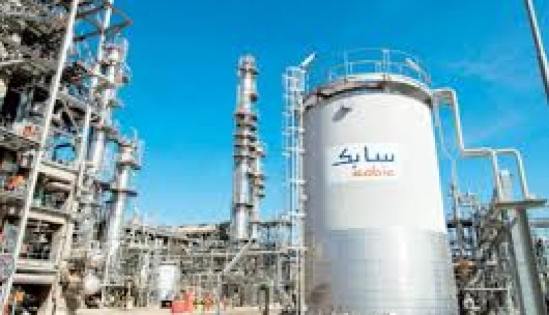 انجاز مركب بتروكمياء ضخم بطاقة 3 مليون طن سنويا لتعويض مصنع سكيكدة