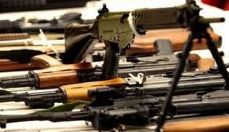 قوى لبنانية تطالب السلطات اللبنانية بالكشف عن ملابسات تهريب السلاح إلى سورية