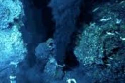 شاب من بومرداس يخترع كاميرا تكشف أعماق البحار على بعد 2500 متر