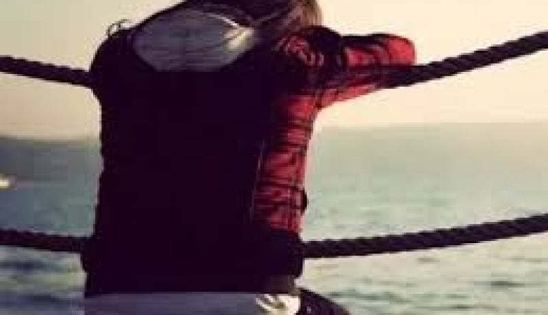 مُعلقة منذ سنوات وتعذر علي مواجهة مشاكل الحياة