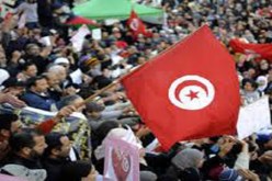 مئات من المتظاهرين التونسيين في مسيرة مؤيدة للشعب السوري