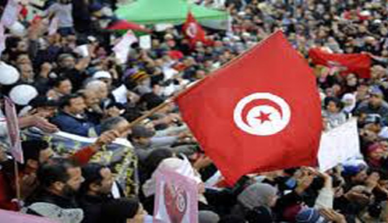 مئات من المتظاهرين التونسيين في مسيرة مؤيدة للشعب السوري
