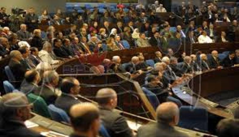 مناوشات كلامية ومشادات بين نواب “الافلان “و حزب العمال بالبرلمان