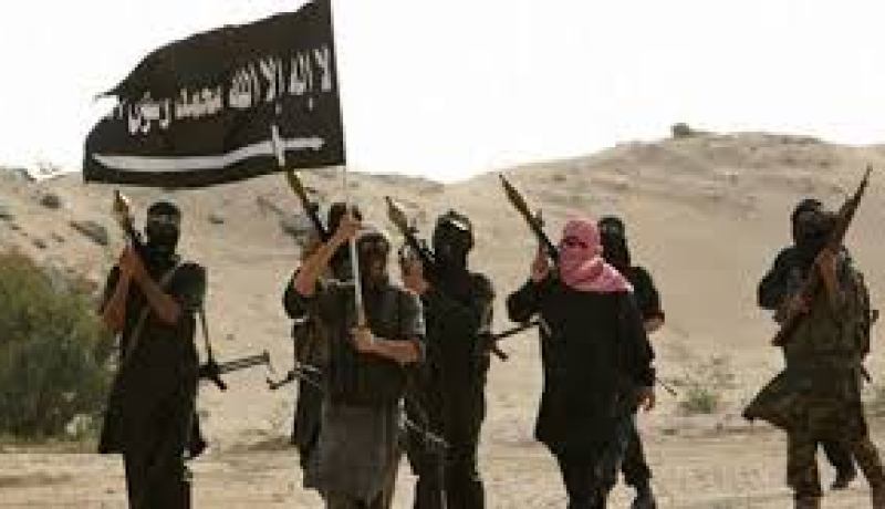 تنظيم “القاعدة” يتبنى هجوما على الحوثيين وسط اليمن