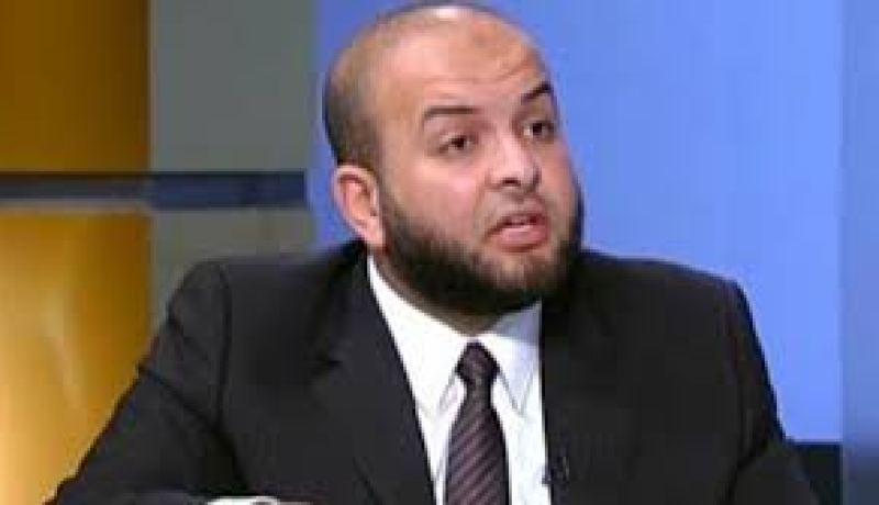 مرشد الاخوان يلقي كلمة امام المتظاهرين المؤيدين لمرسي 7:30 مساءً