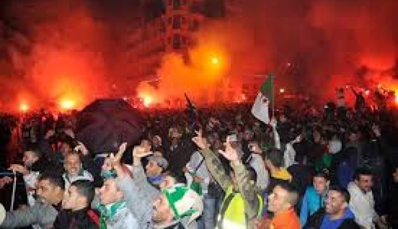 فرحة عارمة لانصار الخضر بعد التاهل التاريخي الى الدور الثاني من المونديال