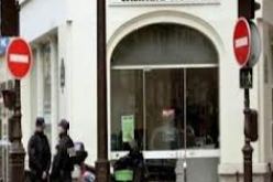 صحيفة فرنسية تتحدى المسلمين و تنشر رسوما مسيئة للرسول (ص