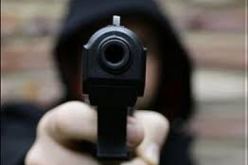 شرطي يقتل أما لطفلين برصاصة من مسدسه ثم يسلّم نفسه في بسكرة