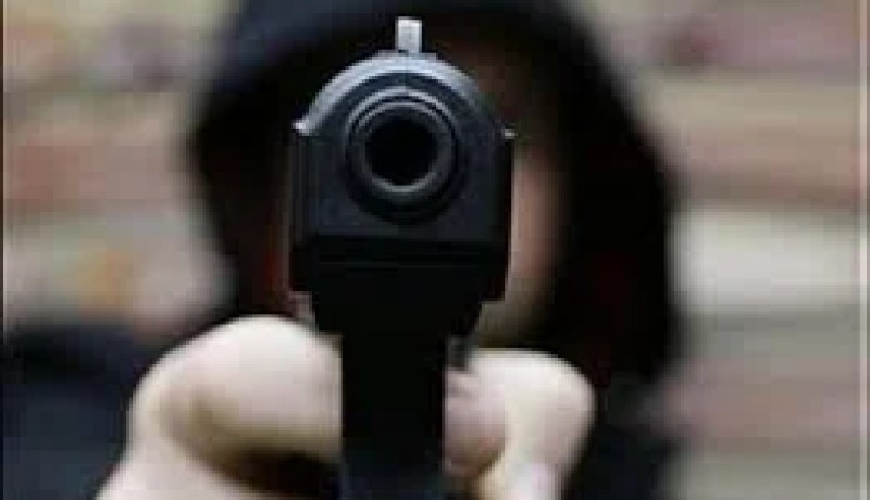 شرطي يقتل أما لطفلين برصاصة من مسدسه ثم يسلّم نفسه في بسكرة