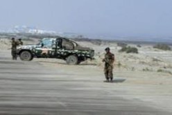 مقتل جنديين وإصابة 4 آخرين في كمين للقاعدة شرق اليمن