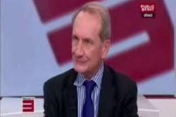 وزير فرنسي سابق يستفز الجزائريين بحركة غير أخلاقية على الهواء مباشرة