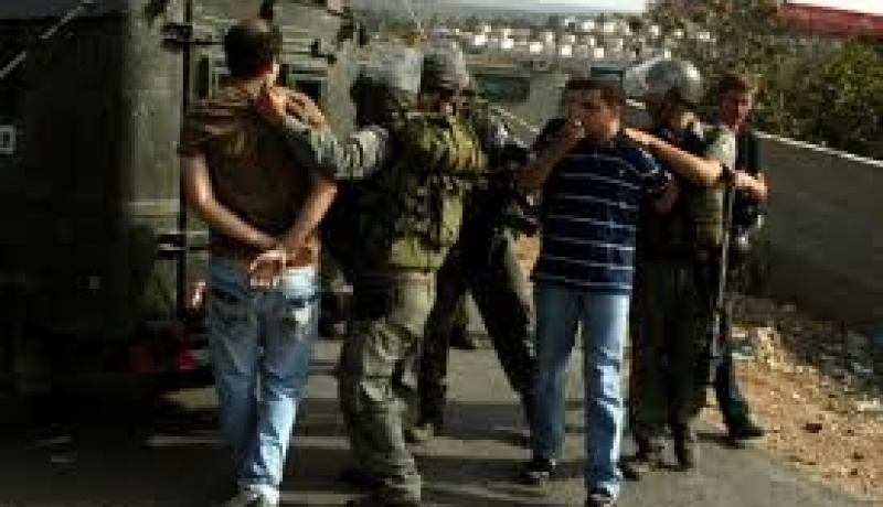 جيش إسرائيل يعتقل فلسطينيين بالضفة الغربية بتهمة التورط في إطلاق نار