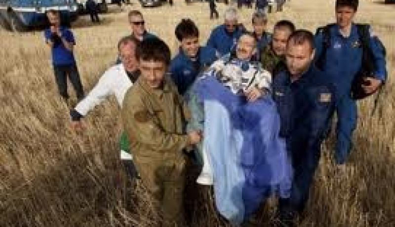 عشرات الضحايا بين قتيل وجريح في انفجارين بكنيستين في كينيا