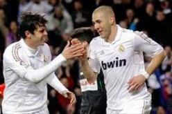 الميلان يطلب من كاكا تخفيض راتبه للنصف