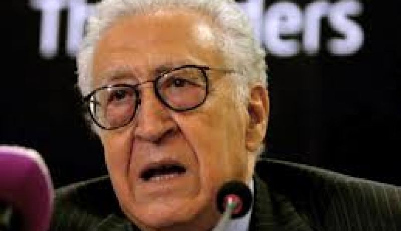 الإبراهيمي يدعو النظام السوري والمعارضة إلى عقد لقاءات بالأمم المتحدة