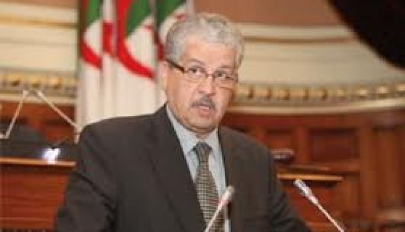 سلال يؤكد عزم الدولة على تكثيف عمليات استتباب الأمن