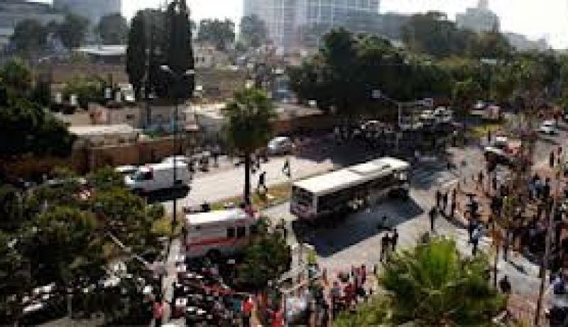 الامن الاسرائيلي يلقي القبض على منفذي الهجوم على الحافلة في تل ابيب