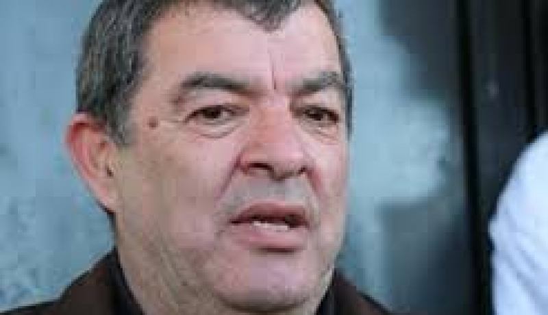 حناشي يؤكد استقدام الفرنسي شيكوليني للاشراف على العارضة الفنية
