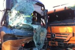 إصطدام شاحنة بحافلة يخلف 13 جريحا بتلمسان