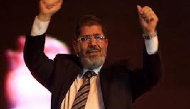 مصر: تظاهرات للاخوان المسلمين امام المساجد في عدة مناطق تأييدا لمرسي