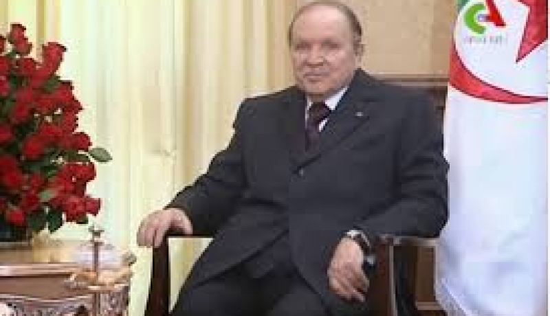 بوتفليقة يستقبل سفير بلغاريا الجديد بالجزائر