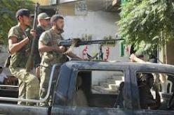 اشتباكات مسلحة وانفجار قنابل بمخيم عين الحلوة الفلسطيني
