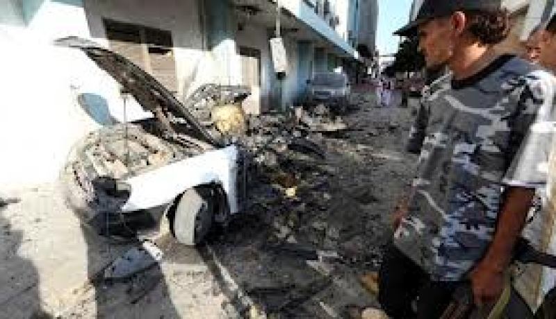 انفجار سيارة أحد قادة الثوار السابقين في بنغازي