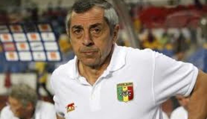 آلان جيراس: “أرشّح كوت ديفوار ثم الجزائر، بوركينا فاسو وغانا لنيل لقب كان 2013