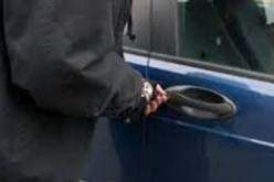 تفكيك شبكة سرقة السيارات وتزوير وثائقها بسيدي بلعباس