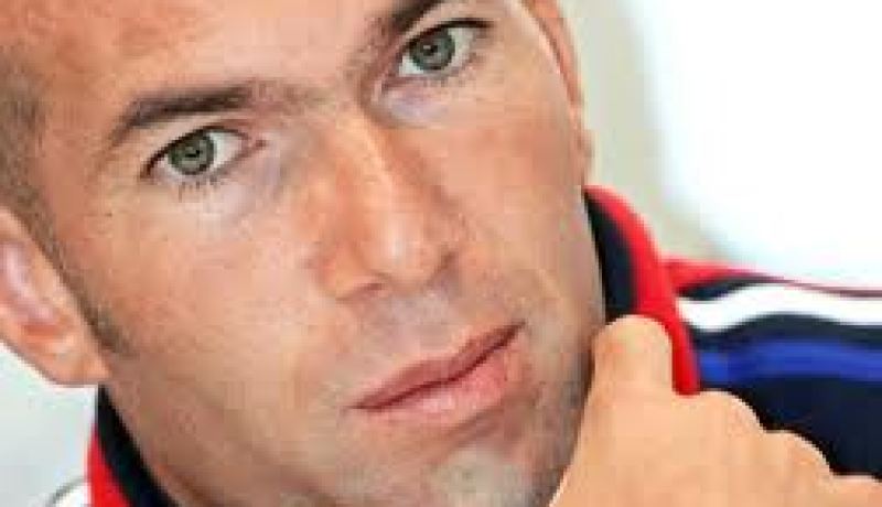 زيدان ينفي موافقته على تولي تدريب المنتخب الفرنسي