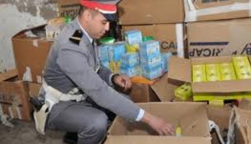 حجز كميات كبيرة من المواد المدعمة في مطاردة مسلحة لسيارة مهرب بمغنية