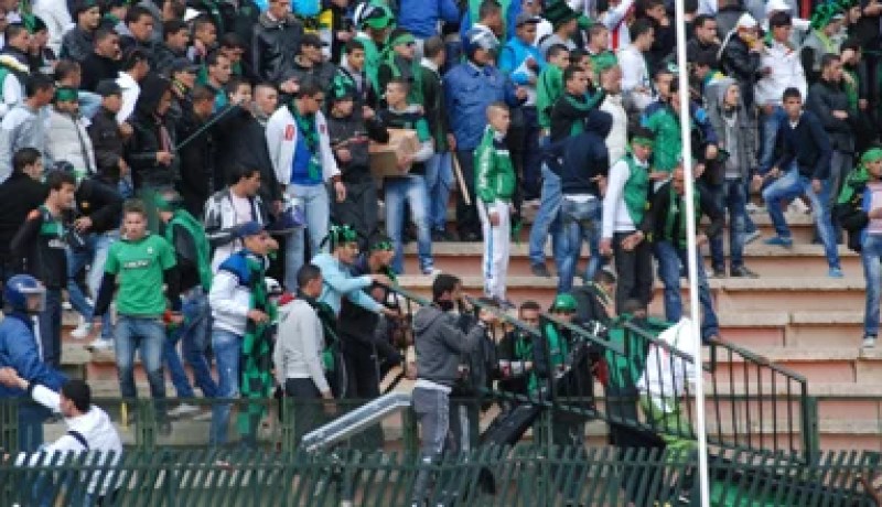 اصابة 44 مناصربجروح منهم 4 في حالة خطيرو