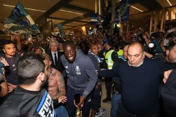 بالصور.. براهيمي يحظى بإستقبال “الأبطال” !