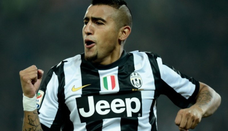 نجم جوفنتوس الايطالي فيدال: “لا لإسرائيل، لا للصهيونية وفلسطين حرّة.. نريد ديمقراطية في العالم”