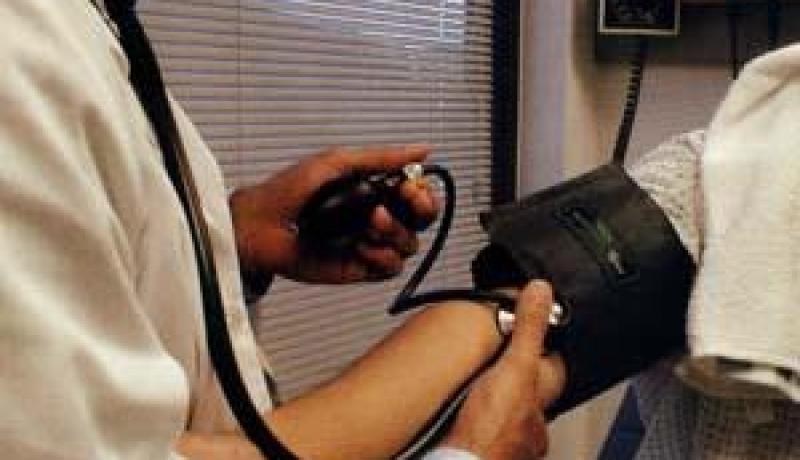 التكفل بالأمراض المزمنة لا يتم إلا عن طريق قطاع الصحة العمومية