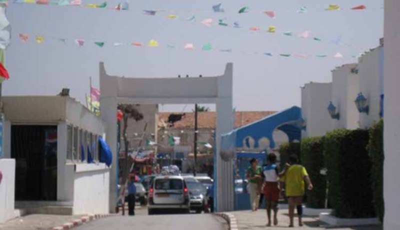 نجل سيناتور يهين مدير مركّب رفض منحه «بنغالو» مجانا