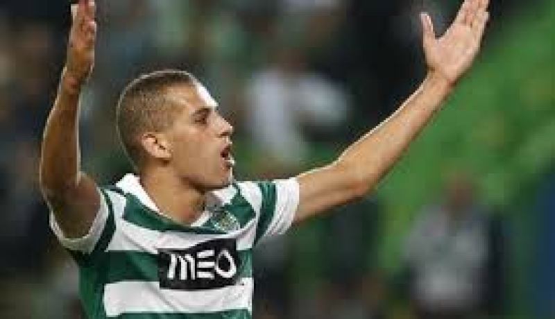 سبورتينغ لشبونة يسعى إلى تمديد عقد اللاعب الجزائري سليماني