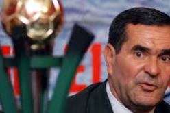 إقالة مدرب مولودية سعيدة من العارضة الفنية للفريق