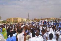 مواطنون من بلدية قالمة يحتجون على قوائم المستفيدين من السكنات العمومية إلايجارية