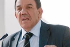 تواتي يدعو الى سد الطريق أمام “الانتهازيين” دون مقاطعة الانتخابات