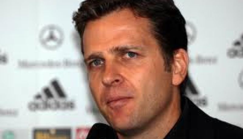 أوليفر بيرهوف “ينبغي اللعب بكل جدية أمام الجزائر”