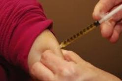 المختصون في طب النساء يدعون إلى إدخال لقاح سرطان عنق الرحم إلى الجزائر