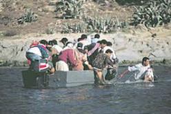 إحباط محاولتين للهجرة غير الشرعية وتوقيف 30 شابا بعنابة