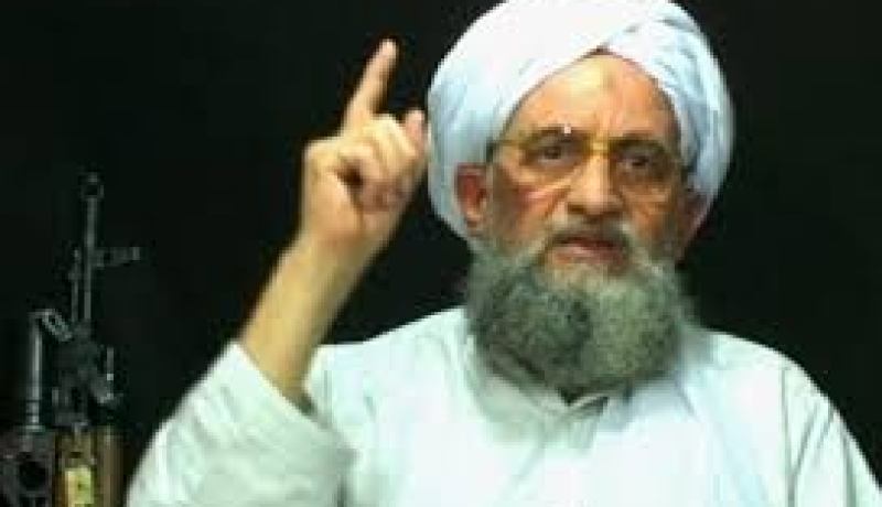 أيمن الظواهري زعيم “القاعدة” يدعو الجهاديين السوريين إلى الوحدة