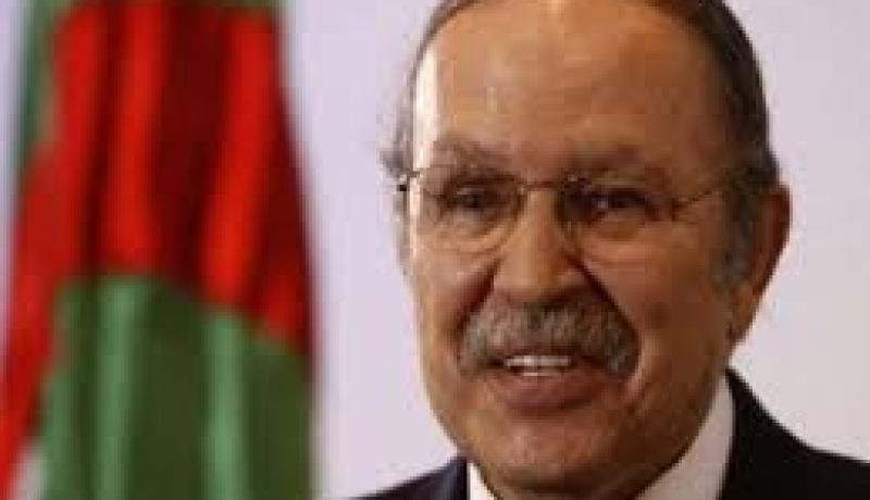 الرئيس بوتفليقة يهنئ رئيسة ليتوانيا بمناسبة العيد الوطني لبلادها