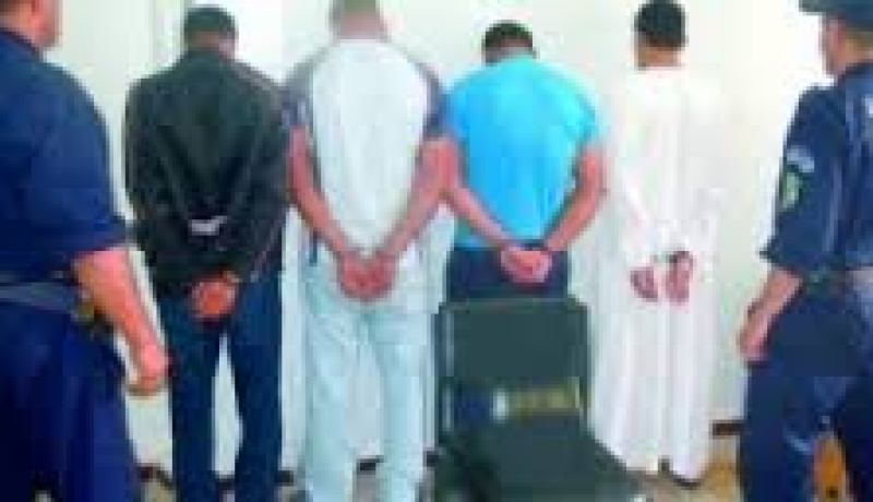 تفكيك شبكة إجرامية مختصة في تزوير العملة الوطنية  في الوادي