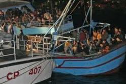 وصول نحو 350 مهاجراً على متن 4 زوارق الى صقلية في ايطاليا