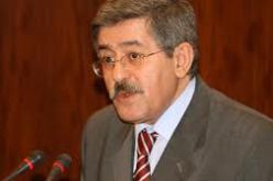 أويحي يستقبل أمين عقال الهقار أحمد ايدابر