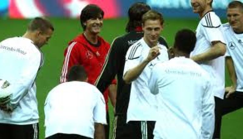 ء 300 ألف يورو لكل لاعب ألماني في حالة الفوز بلقب البطولة