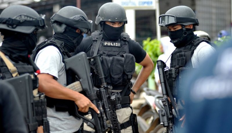 إصابة وزير الأمن الإندونيسي بجروح في عملية طعن